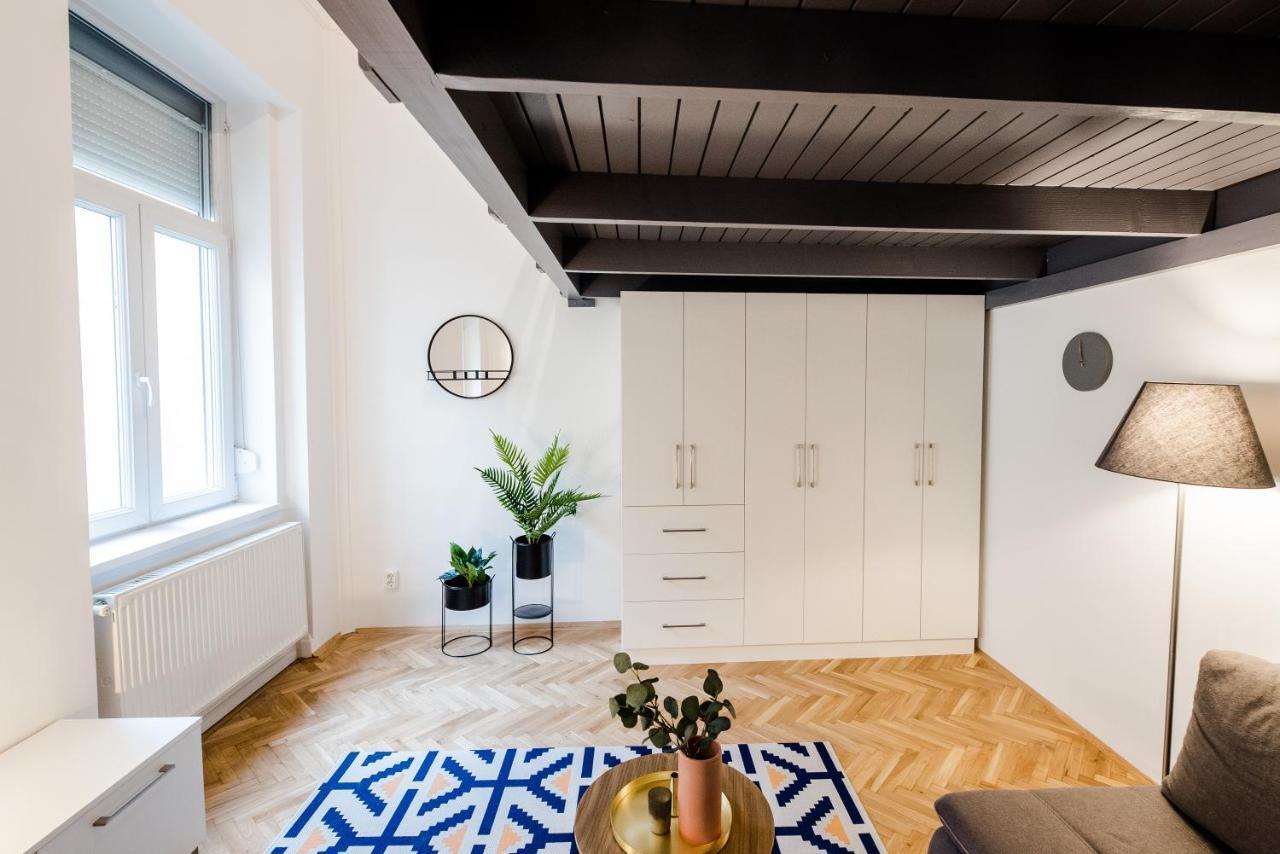 Rainbow Dream Apartment Budapest Esterno foto